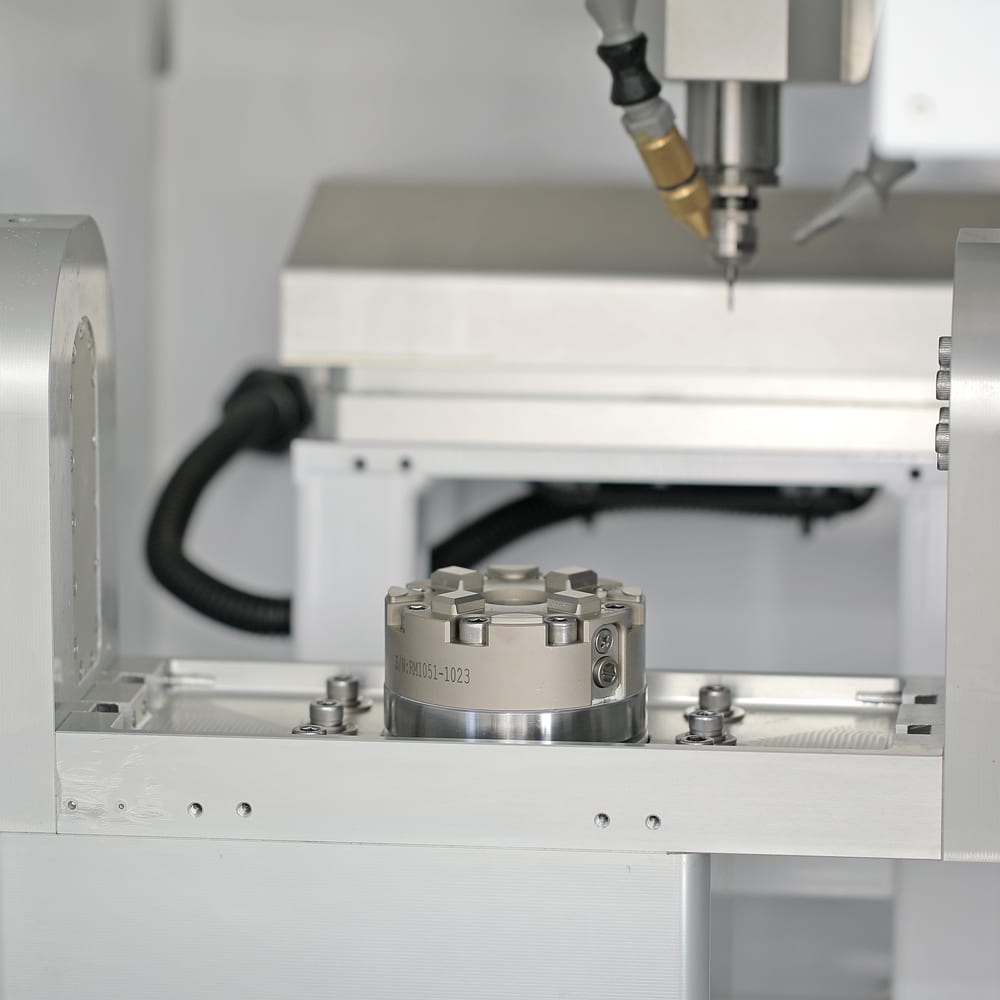 Versatile Workpiece Holding with Quick-Release System