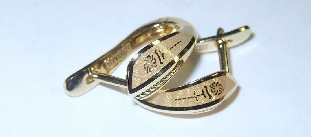 Finished jewelry — customer archive